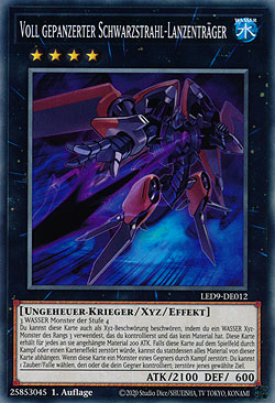 Voll gepanzerter Schwarzstrahl-Lanzenträger